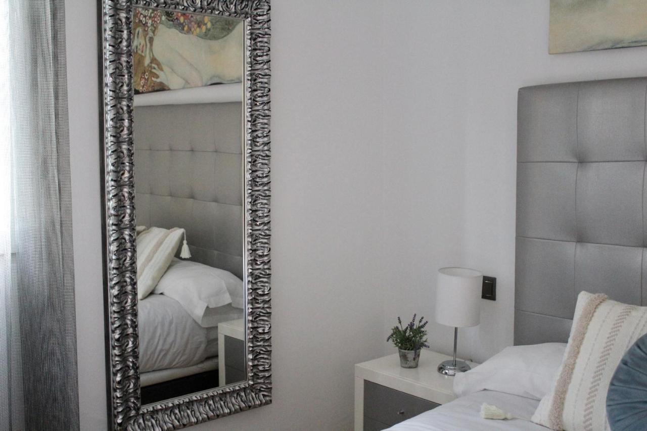 Wish Suite Gran Plaza De Sevilla Экстерьер фото